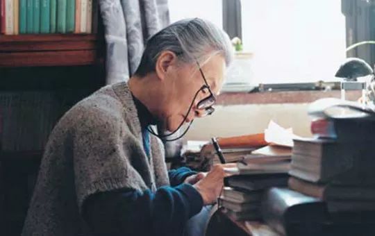 一个好爸爸对男孩的影响,杨绛培养女儿的教育理念