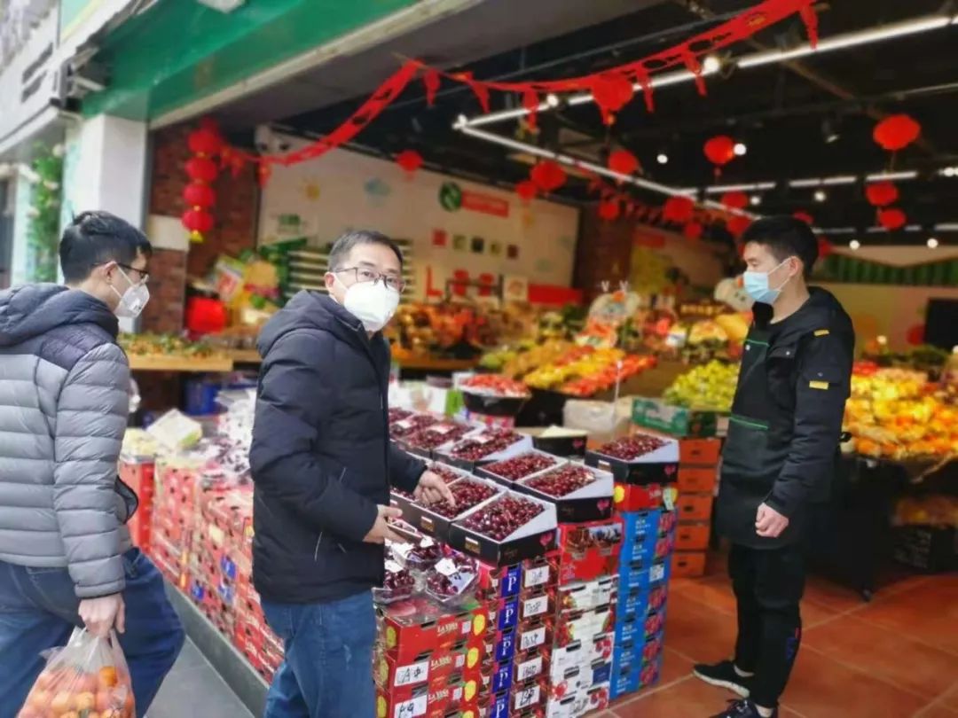 从濒临倒闭到月赚15万水果店老板,水果店老板倒闭还债