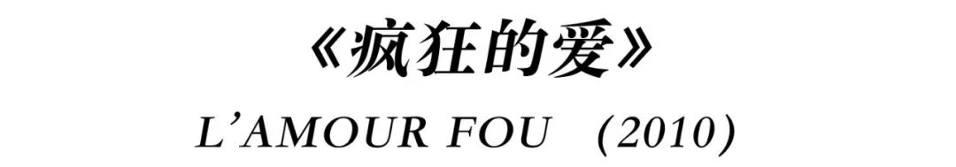 知道你们无聊,于是请来这些时装大师,陪你们一起宅在家中