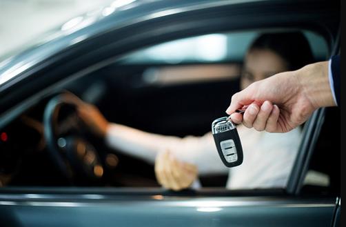 首付一成买车靠谱吗,零首付买新车靠谱吗有多坑