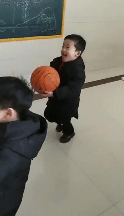 宅在家防控疫情我们同行,宅在家里我们一起抗疫情