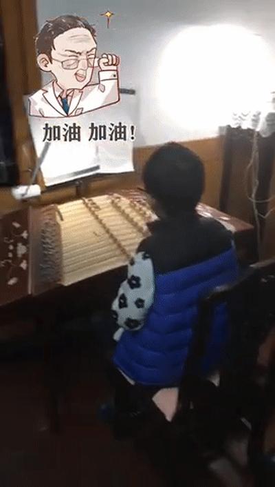 宅在家防控疫情我们同行,宅在家里我们一起抗疫情