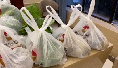 湖塘一幢楼居民接力“跑腿”代购生活用品，被这样的邻里关系暖到心了