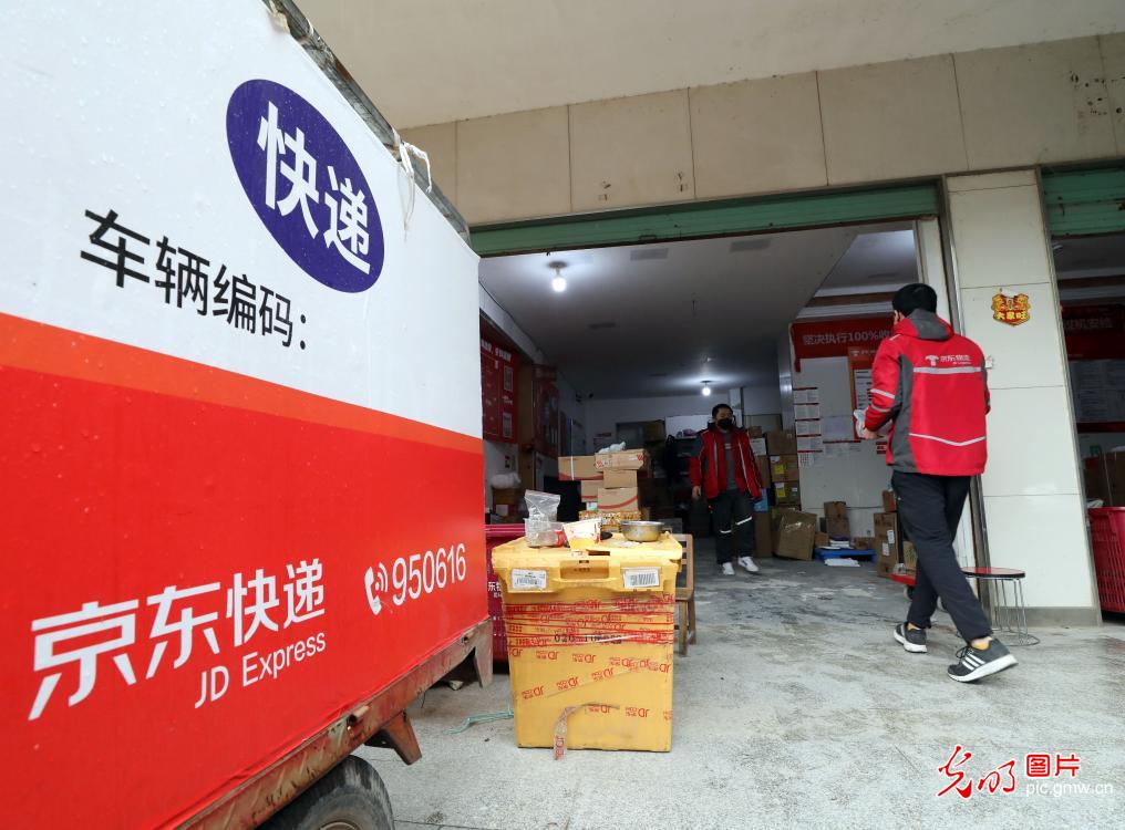 战疫日记后盾,战疫背后的他们是最坚强的后盾