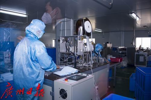 从小份额产品成为唯一产品，兄弟企业出让口罩生产线