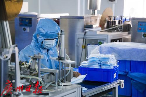 从小份额产品成为唯一产品，兄弟企业出让口罩生产线