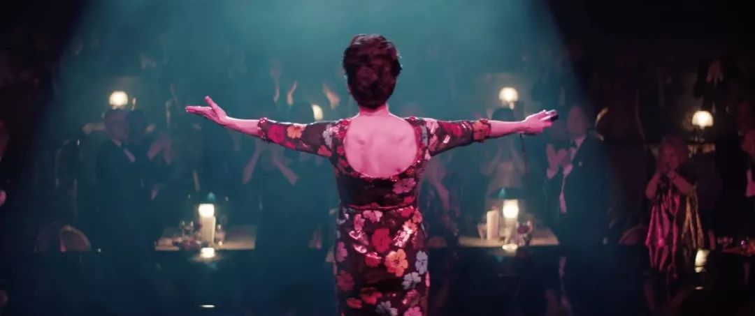 奥斯卡最佳女主角集锦 (2022年奥斯卡最佳女主角颁奖现场)