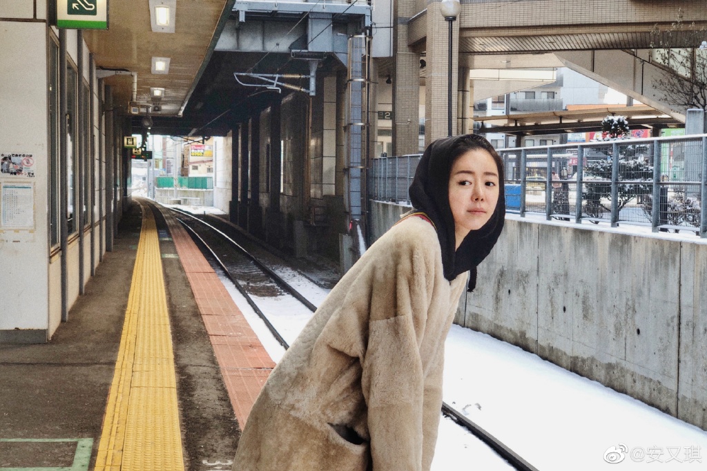 李宇春尚雯婕安又琪同台视频,安又琪是哪届超女视频