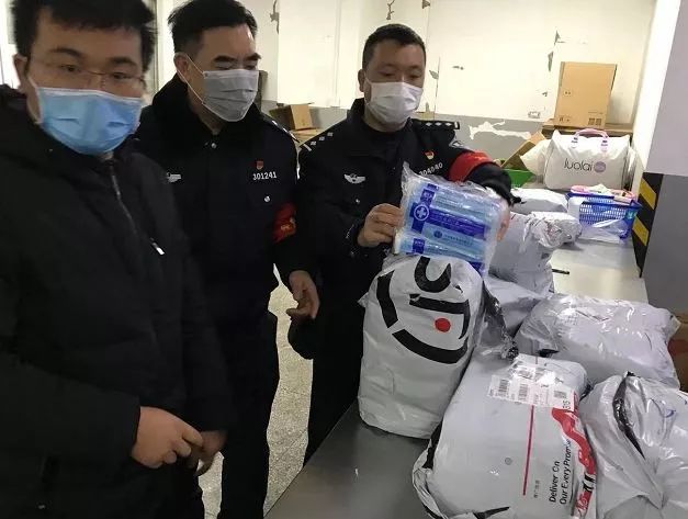好险！这批假口罩差点从桂林发往武汉，幸好警察及时赶到