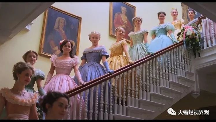 奥斯卡获奖影片《小妇人》的服装设计师是如何混搭风格和时代的?