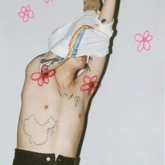 kanye采访drake妈妈,drake跟kanye的妈妈