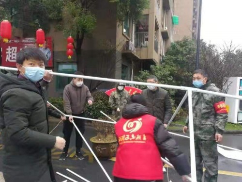 社区业委会物业联动助小区防控,物业业委会社区各出其力共同抗疫