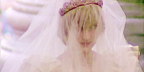 肩胛骨平平的怎么美起来,开肩美背改善翼状肩胛