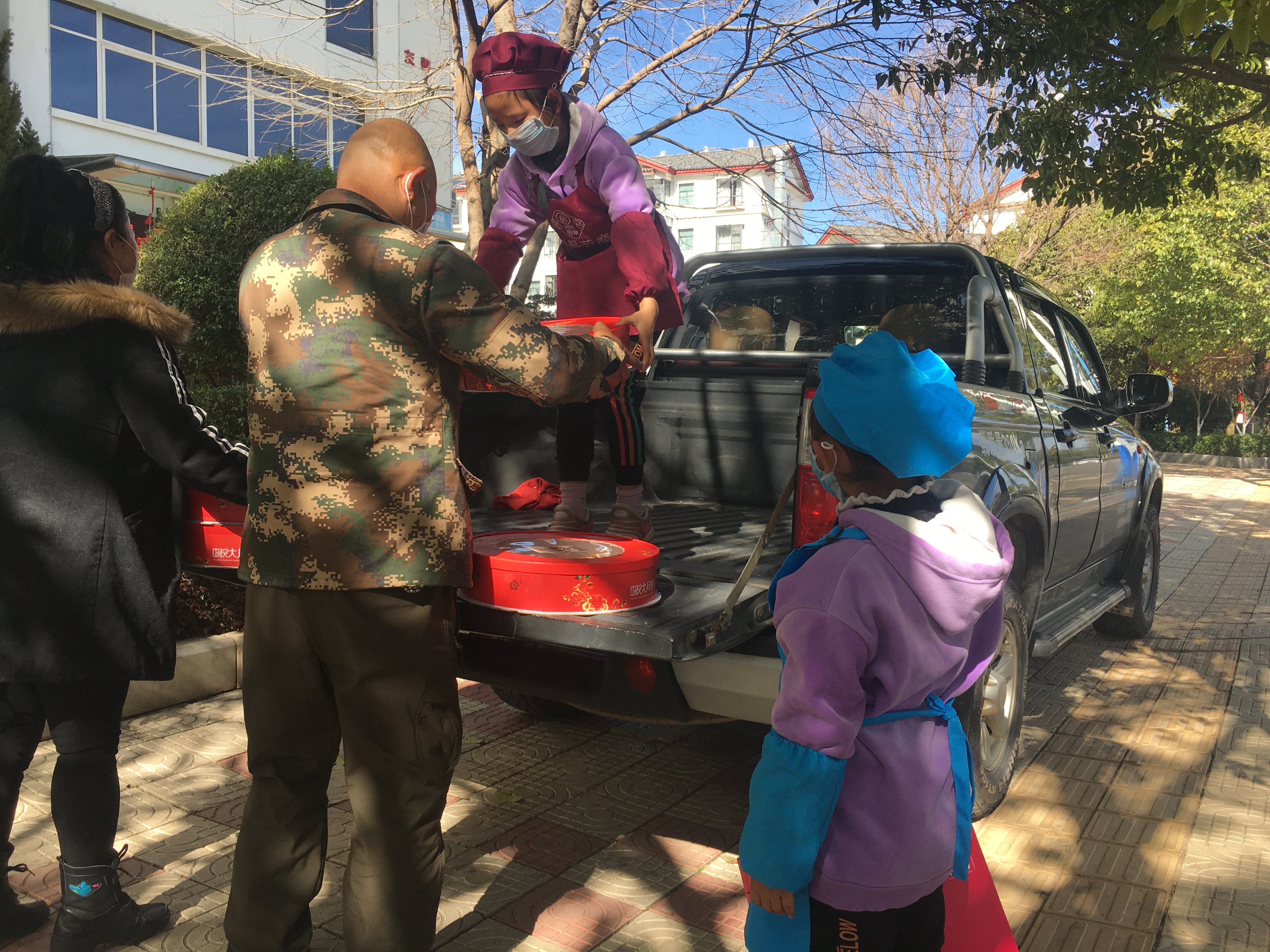 鏄ュ湪鏋濆ご鐖卞湪蹇冮棿,鏄ョ珛鏋濆ご