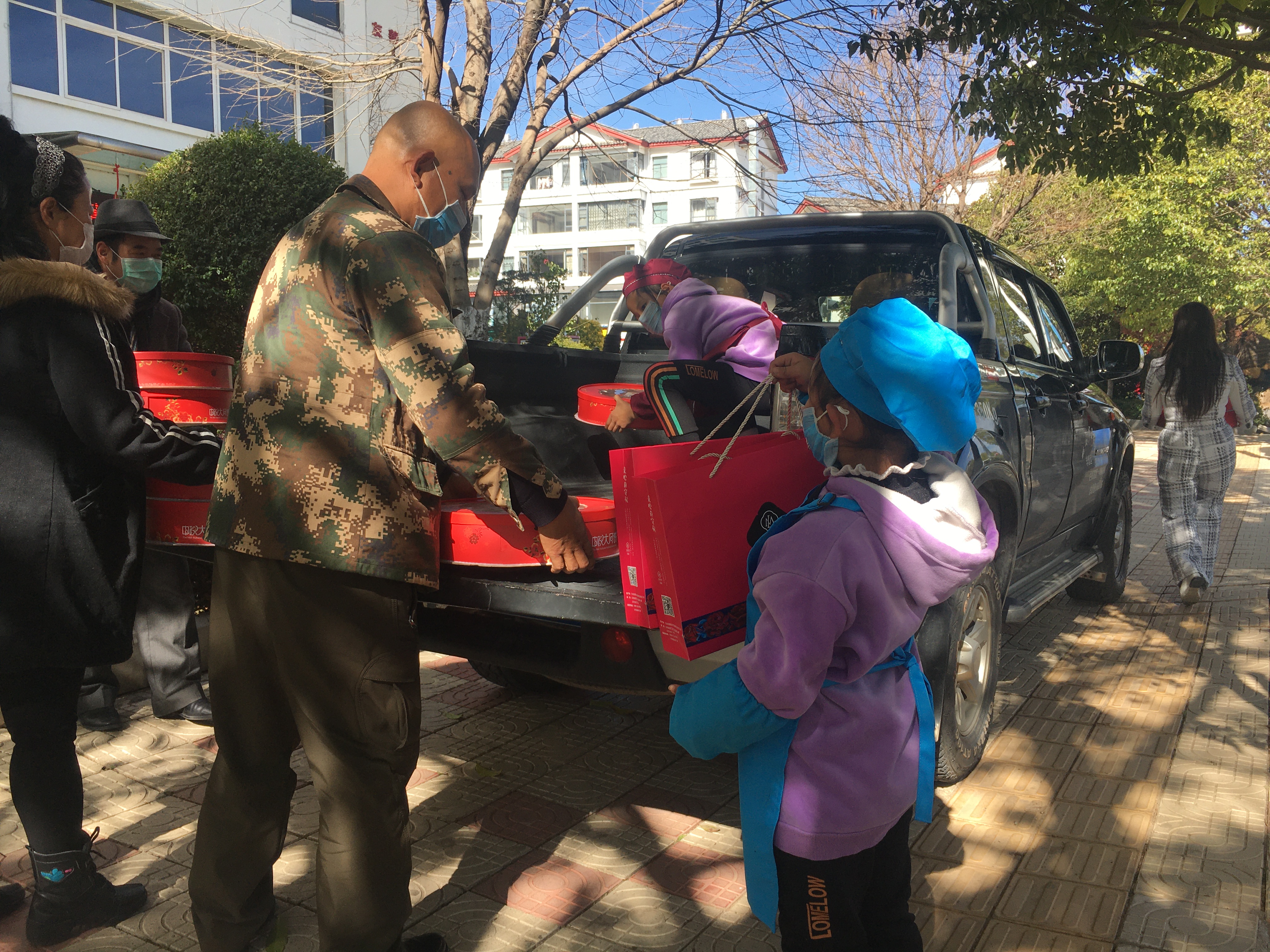 鏄ュ湪鏋濆ご鐖卞湪蹇冮棿,鏄ョ珛鏋濆ご