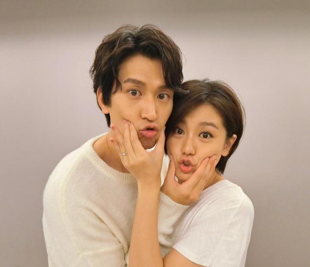 娱乐圈模范CP情人节前夕宣布结婚，结束7年长跑，求婚细节太浪漫