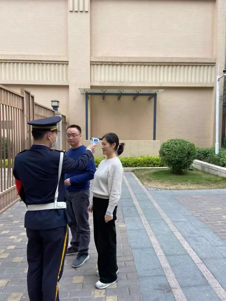 有没有羡慕别人家的物业,有一种羡慕别人家公司的福利