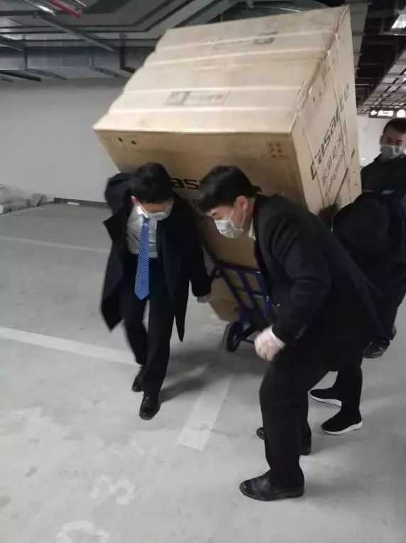 有没有羡慕别人家的物业,有一种羡慕别人家公司的福利