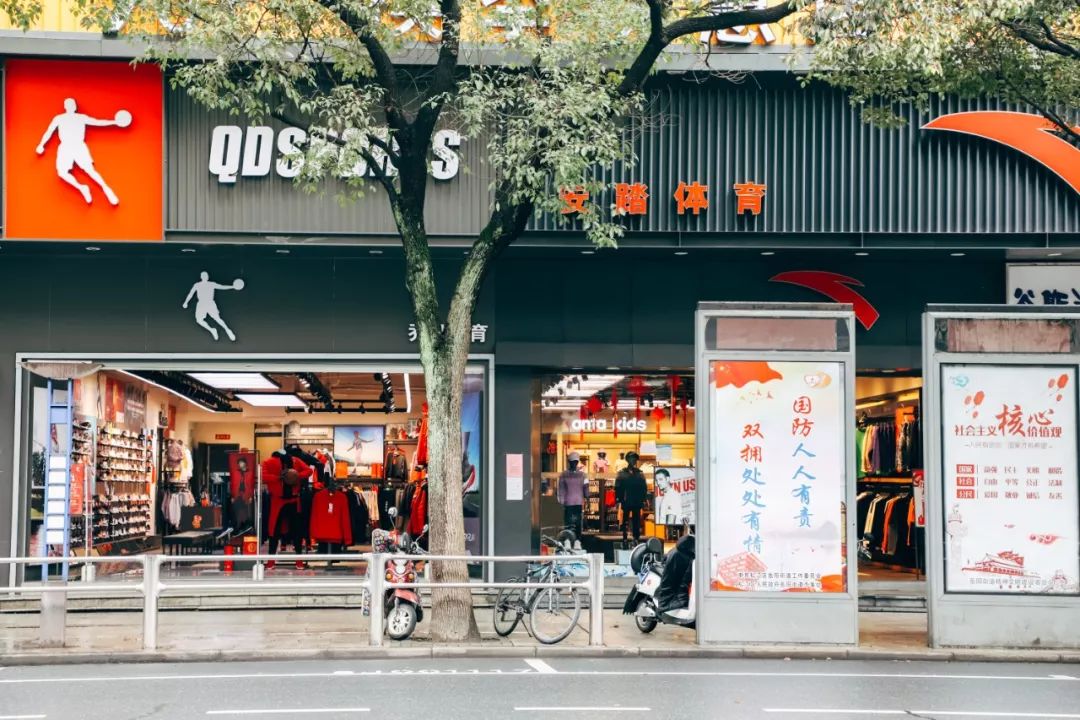 待阴霾散去我们一起去看海,待阴霾散去看春暖花开