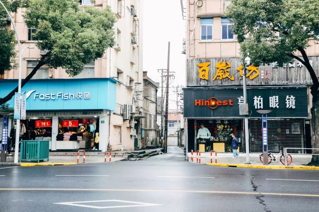 待阴霾散去我们一起去看海,待阴霾散去看春暖花开