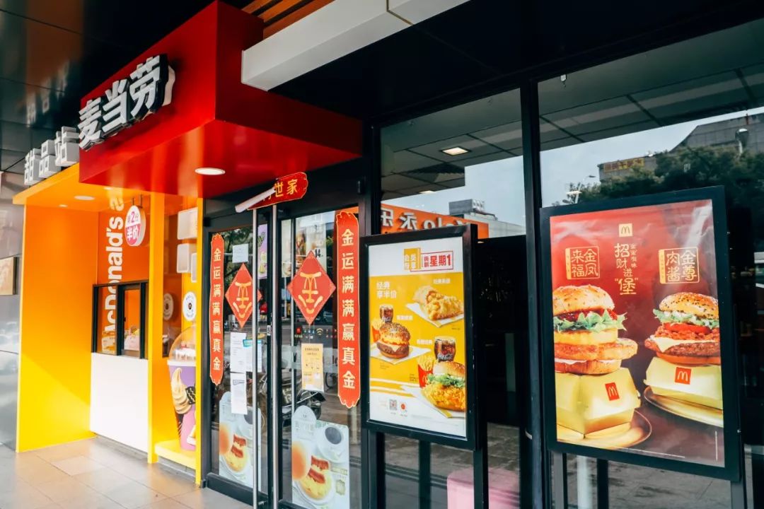 待阴霾散去我们一起去看海,待阴霾散去看春暖花开