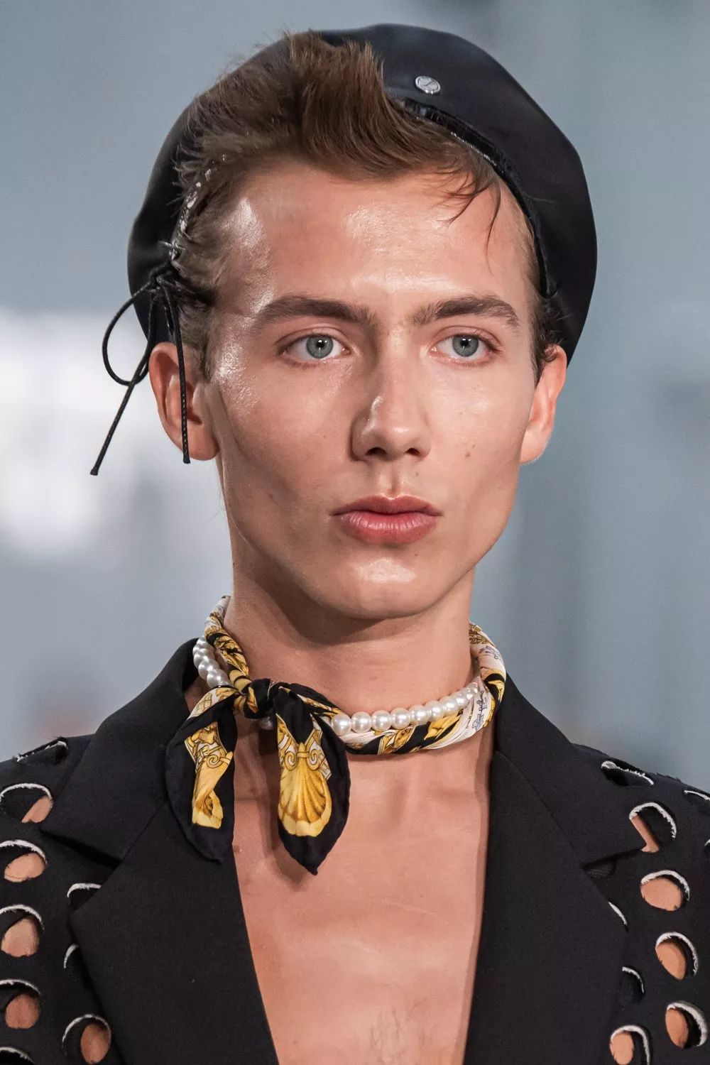 赶紧入手|一起做个戴珍珠项链的*男美**纸