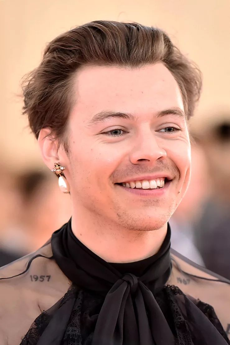 赶紧入手|一起做个戴珍珠项链的*男美**纸