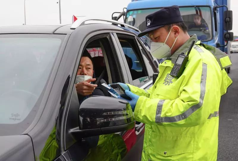 上海3天劝返3251人,有人流利报出地址也不行