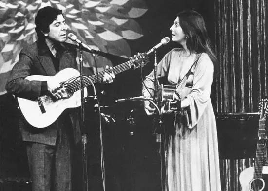 老派情歌|我已经苍老,可我依然会沦陷于千吻之深