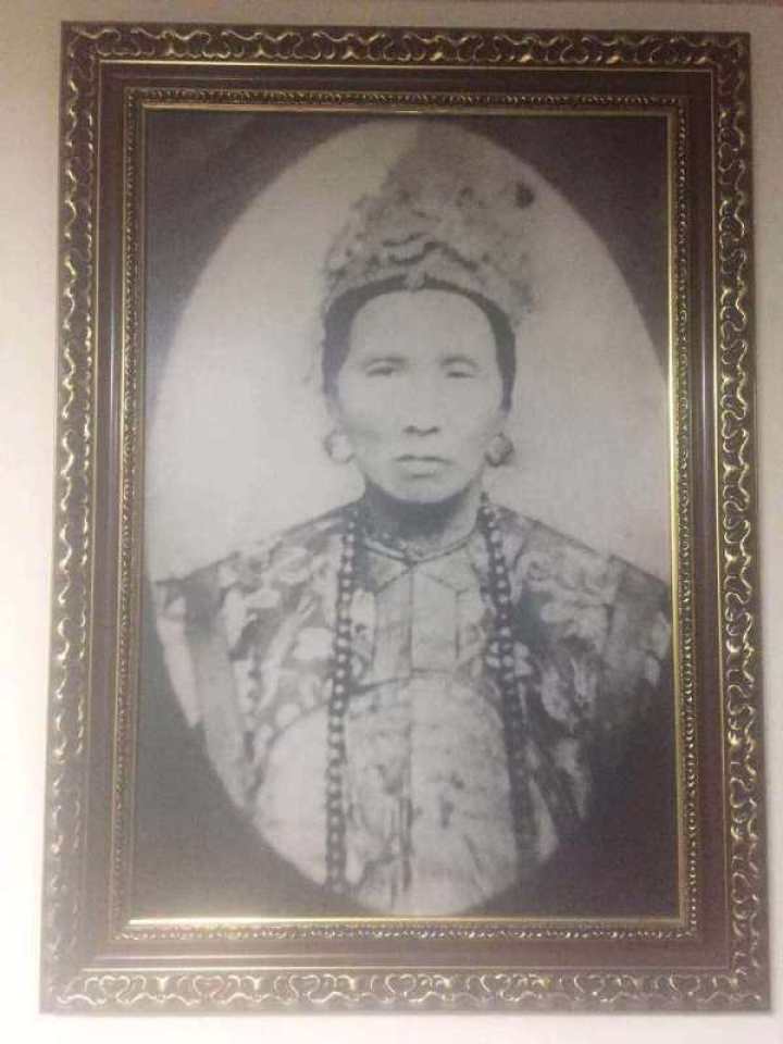 卞伯泽新作《文才武将出堂琅》之九：古夜郎国的集团首领——德阿施