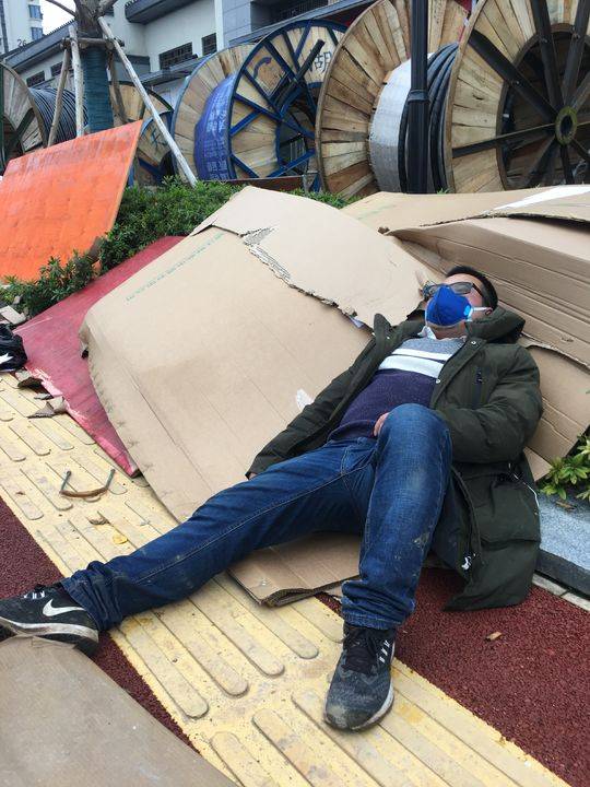 带上一个菜谱和一句“雄起”四川感恩援助湖北的N个瞬间