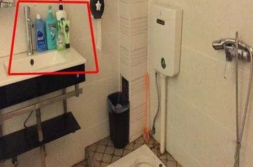 小孩误食衣物消毒液该怎么办,小孩误喝消毒液会有什么症状