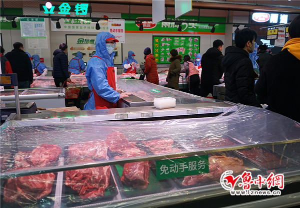 防疫期保安全淄博商厦多措并举让市民安心进店放心购物