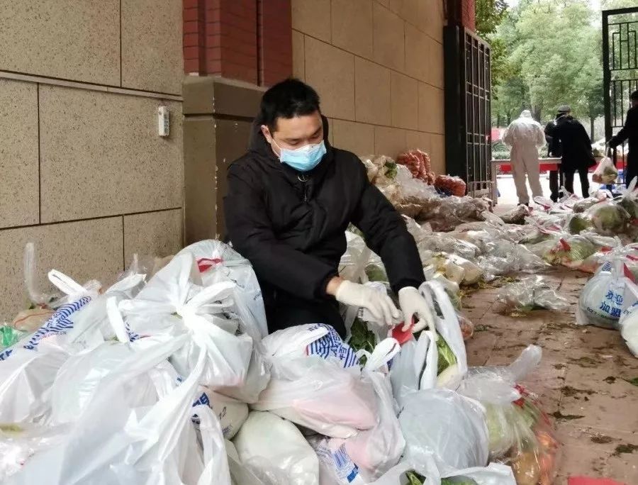 农贸市场疫情防控战,疫情防控阻击战阵地战