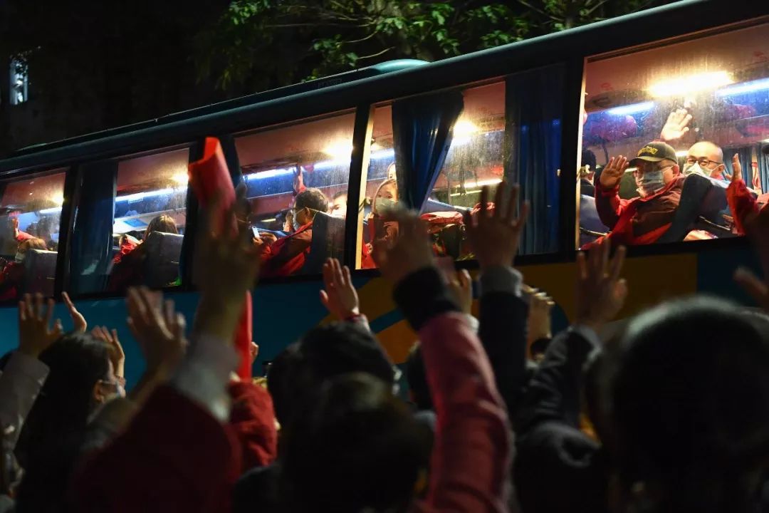 瑞雪随东去雨水送春归,风雨送春归歌曲原唱