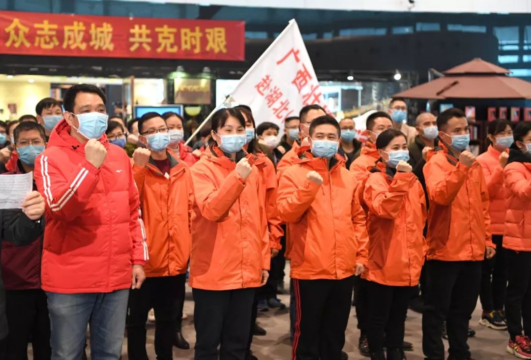 瑞雪随东去雨水送春归,风雨送春归歌曲原唱