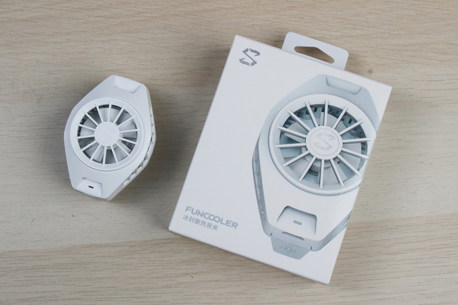 一分钟降到0℃小米冰封散热背夹体验