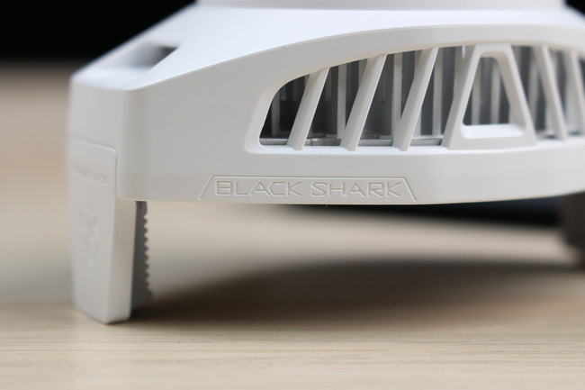 一分钟降到0℃小米冰封散热背夹体验