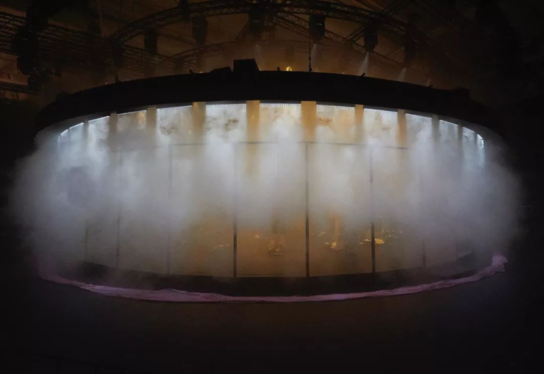 看gucci展穿搭,gucci大秀的衣服