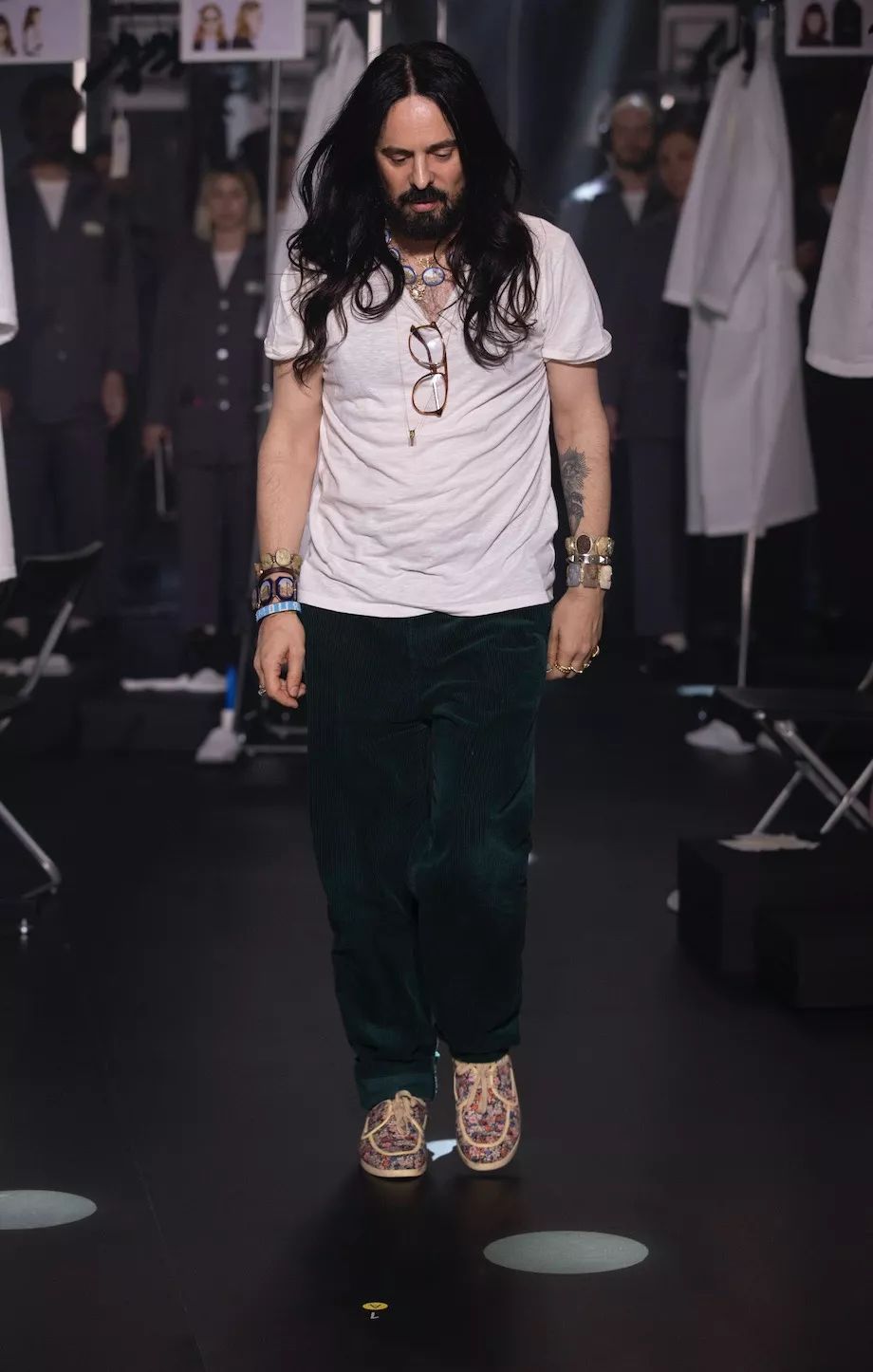 看gucci展穿搭,gucci大秀的衣服