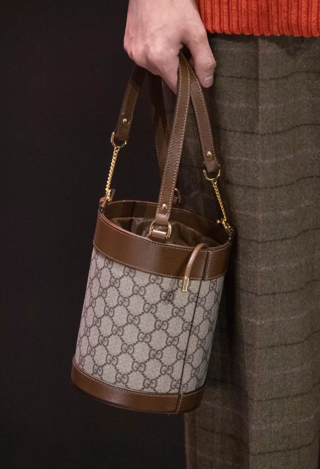 看gucci展穿搭,gucci大秀的衣服