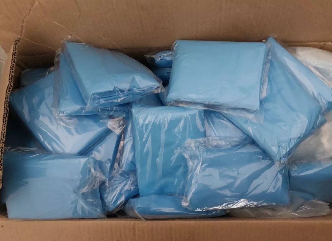 以爱之名齐心战疫,以爱为名为抗疫加油