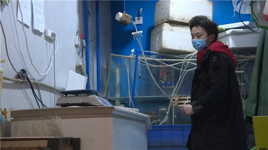 暖心！石棉县这些人做起了公益配送