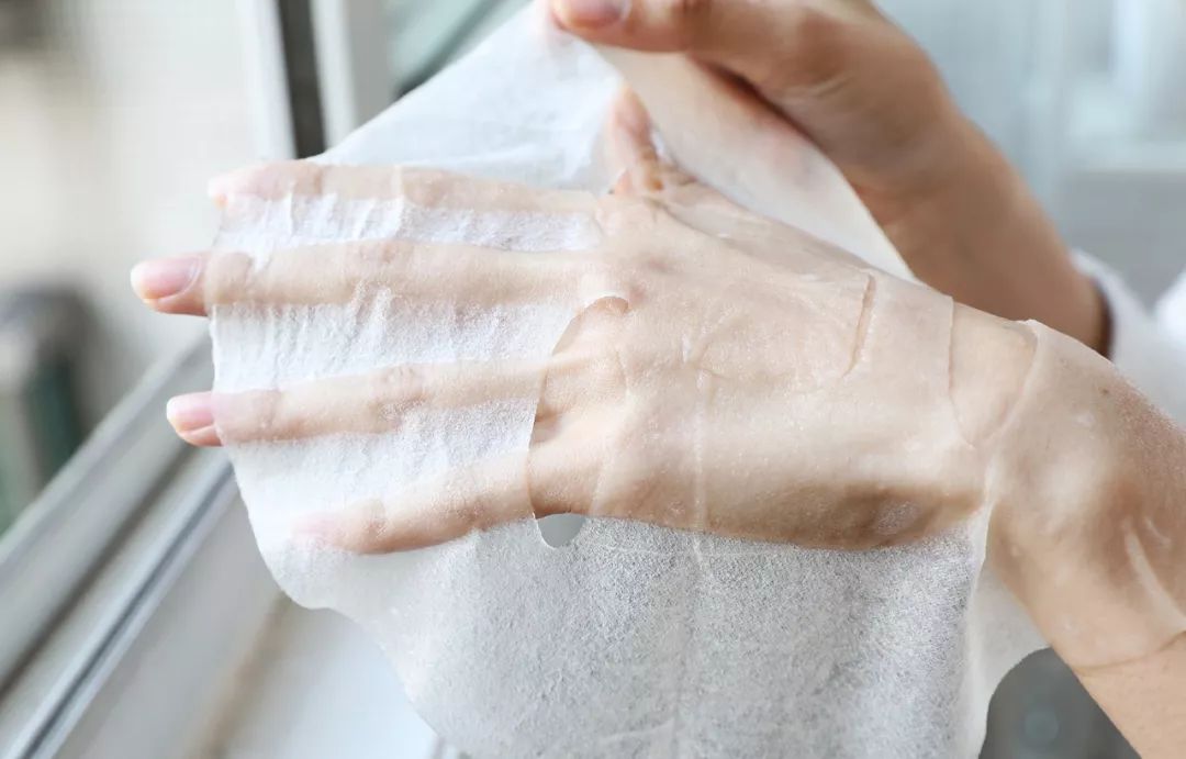 “韩国第一美魔女”私照曝光!51岁凭初恋脸狂吸680万人围观:原来男神都喜欢这样的?