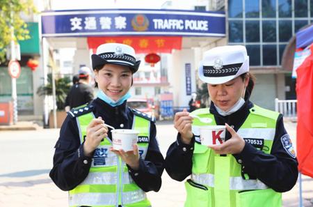 肯德基疫情餐,肯德基给疫情一线工作者送餐