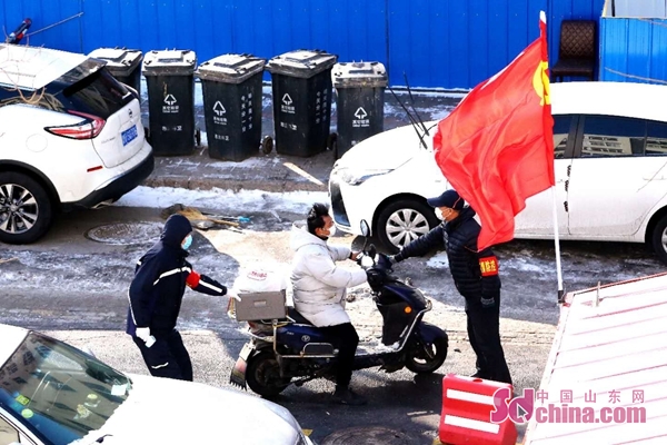 疫情防控社区志愿者党员,防控一线的党员志愿者