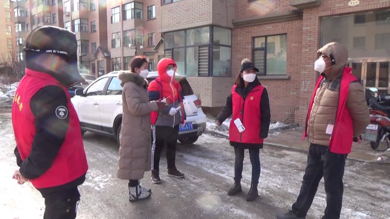 发挥“头雁”效应筑牢社区疫情防控坚强堡垒记长荣街道长荣社区*党**总支书记—庄娜