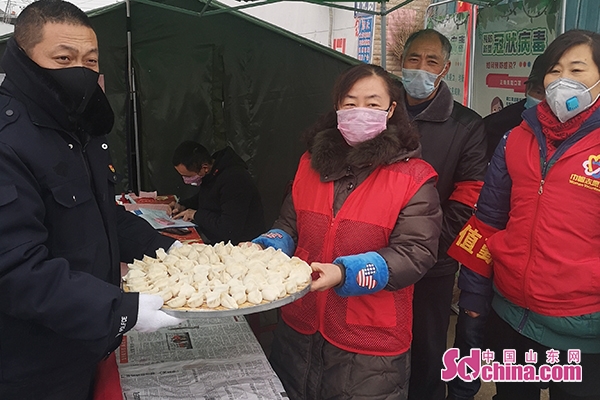 战疫路上有一种担当叫巾帼文明岗,巾帼不让须眉战役一线勇作为