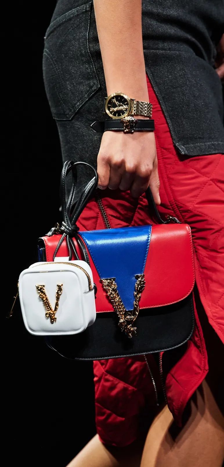 versace的发展史,versace是什么样的风格