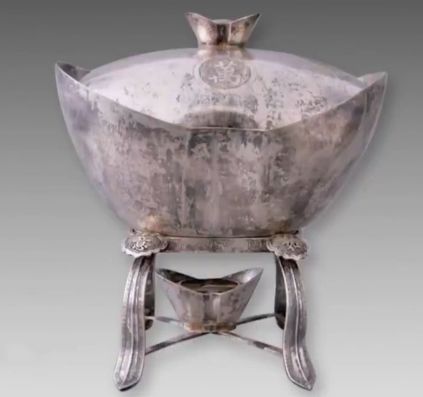 自古以来没有一个人例外,从古至今没有一个人正常吗